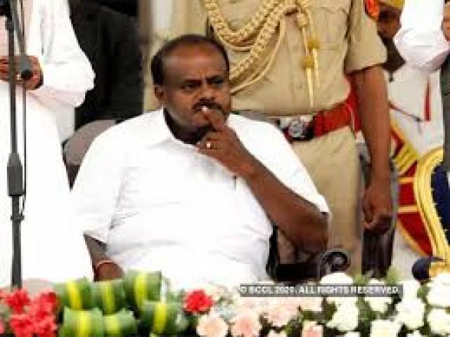  ಮೈತ್ರಿ ಸರ್ಕಾರ ಪತನ ವಿಚಾರ ಮುನ್ನಲೆ ಬೆನ್ನಲ್ಲೇ ಲಂಡನ್ ನತ್ತ ಎಚ್.ಡಿ.ಕುಮಾರಸ್ವಾಮಿ 